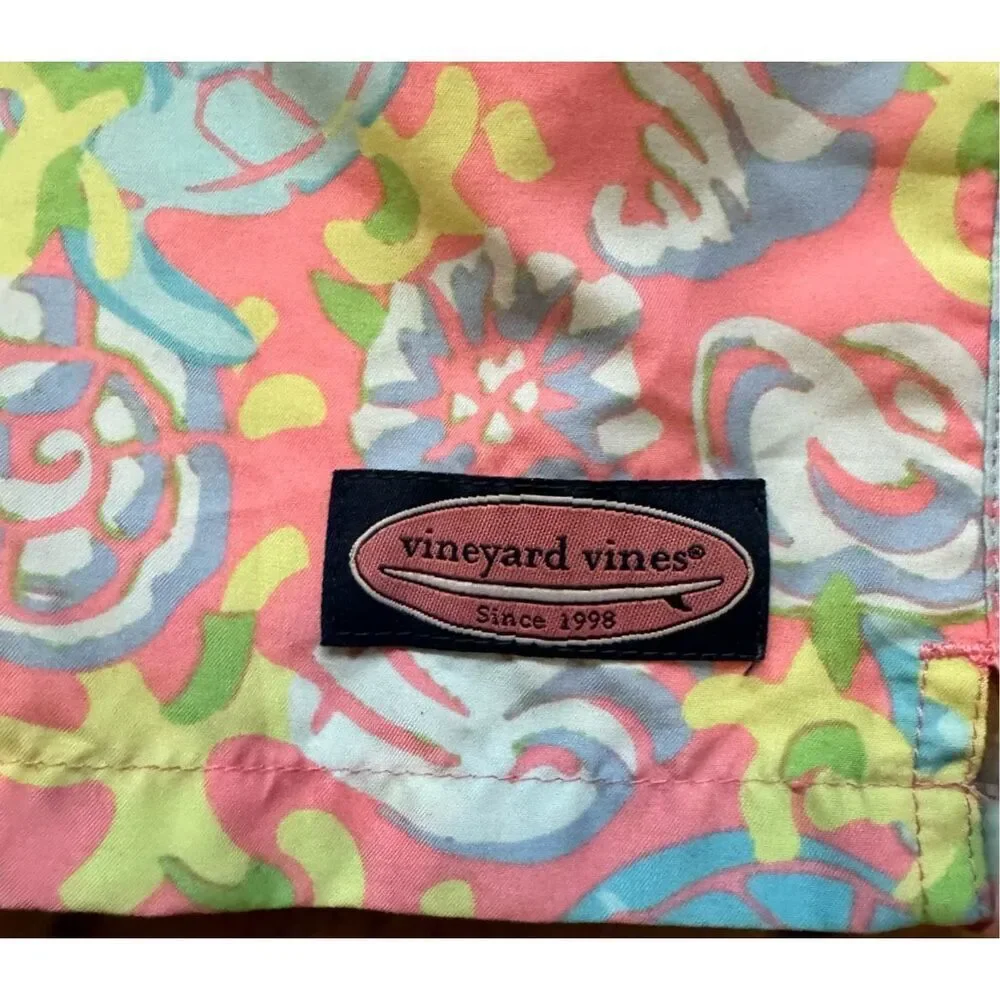 Vineyard Vines Mens 7